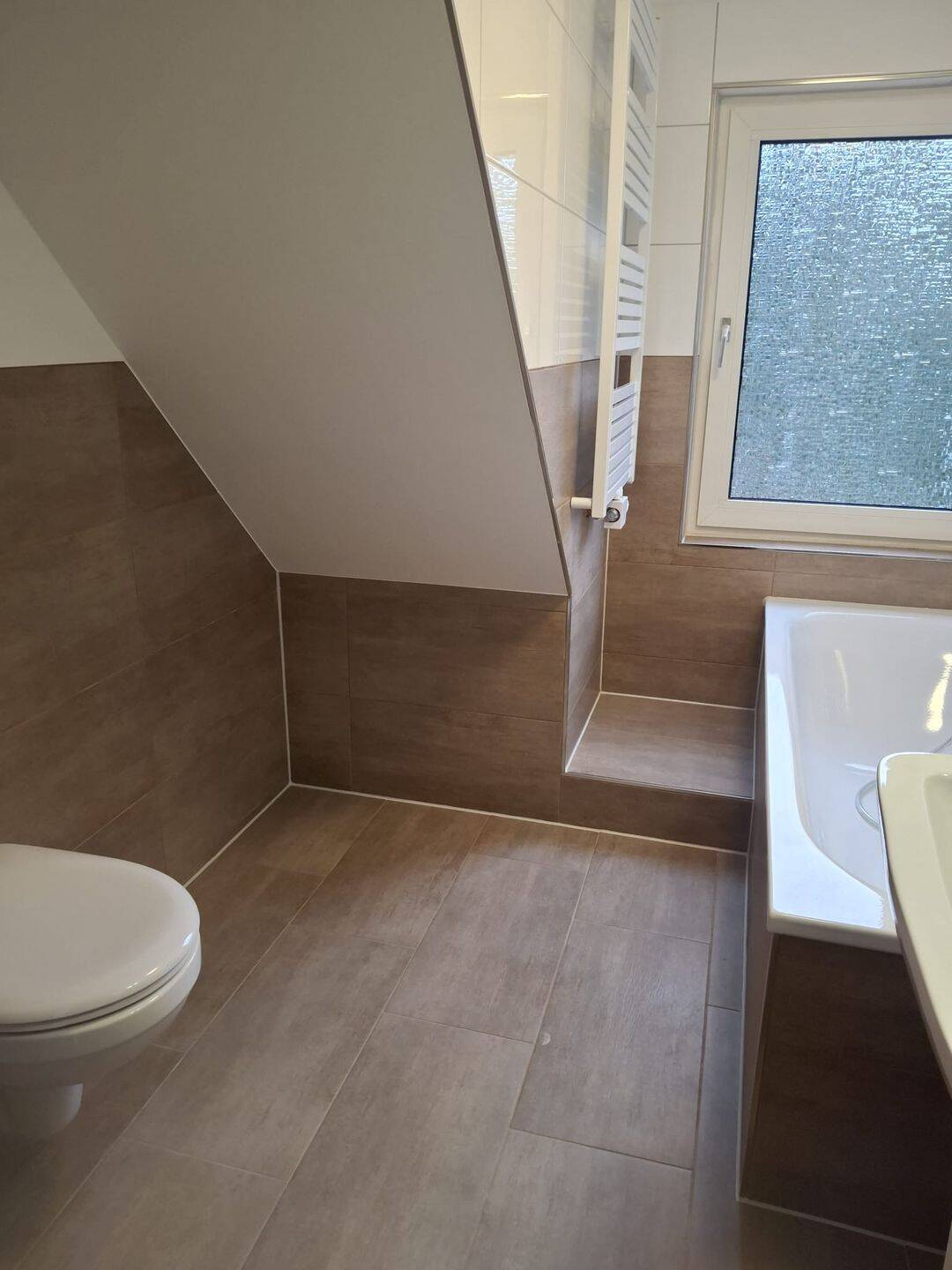 WG-taugliche 2-Zimmer-Wohnung (49qm) mit Einbauküche im modernisierten Altbau in Uni- und Stadtzentrum-Nähe. – Bochum – Vorschaubild 4