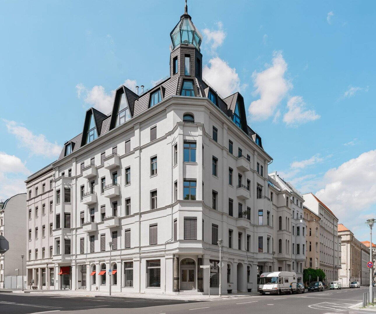 EXKLUSIVES DESIGN-APARTMENT | NEUBAUENSEMBLE | BERLIN-MITTE