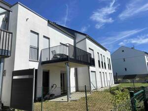 Gepflegte 2-Zimmer-Gartenwohnung mit Einbauküche - in Ingolstadt-Mailing