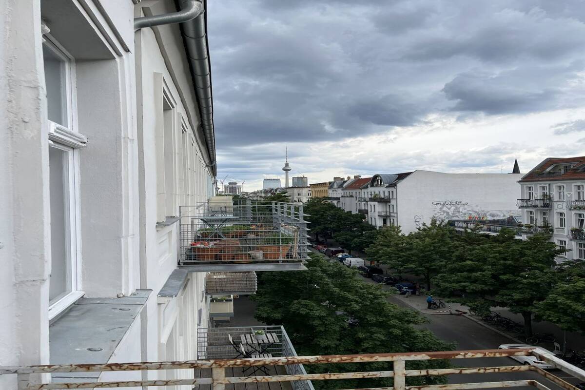 Attraktive Kapitalanlage im beliebten Prenzlauer Berg - langfristig vermietet – 10405 Berlin – Bild 1 von 9