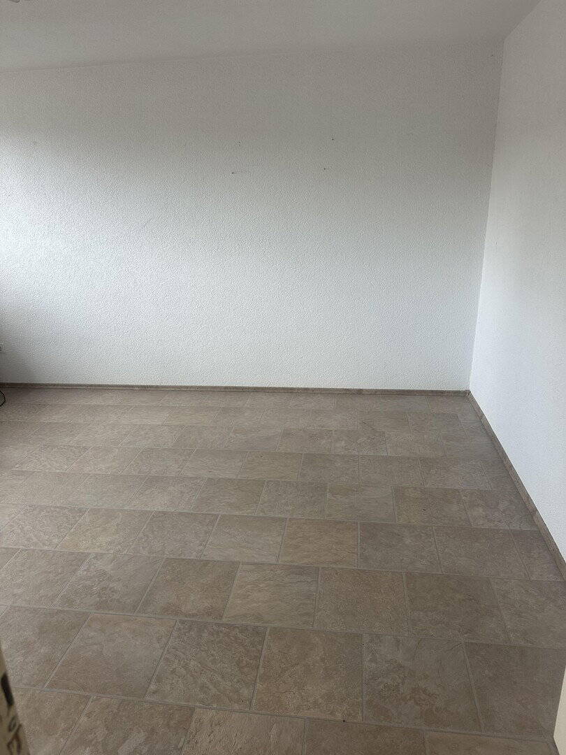 Dachgeschosslage mit viel Licht In Zentrum