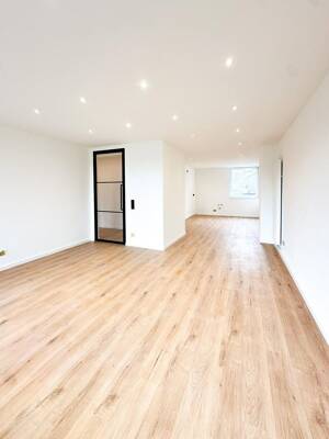 provisionsfrei: helle 3-Zimmer-Wohnung in ruhiger Lage und geringem Hausgeld – 40629 Düsseldorf – Vorschaubild 5