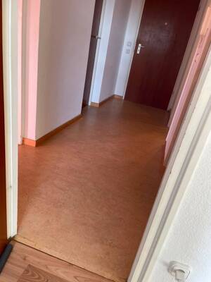 Helle 2-Zimmer-Wohnung mit großem Balkon zu vermieten – Nürnberg-Langwasser – 90473 Nürnberg – Vorschaubild 4