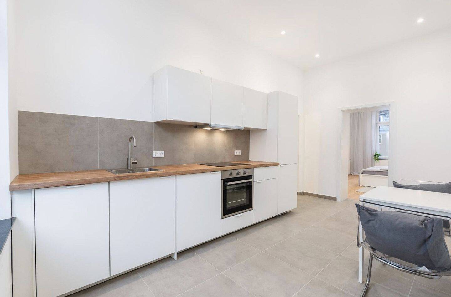 Frisch renovierte, vermietete Wohnung in Köln