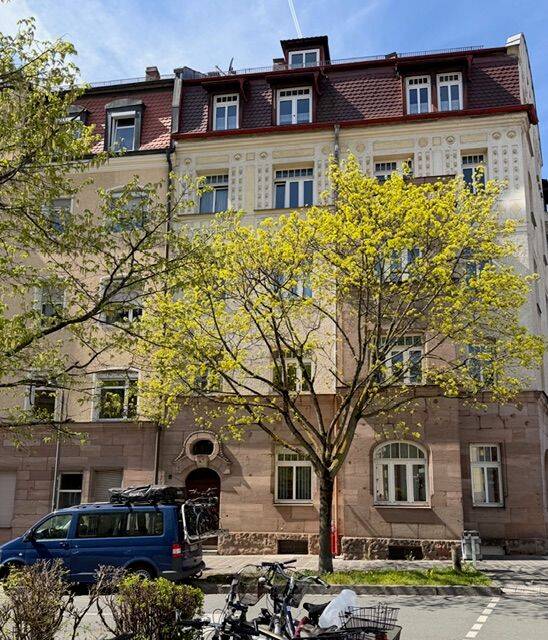 6-Zimmer-Eigentumswohnung im Jugendstilhaus, nahe Stadtpark, 90489 Nürnberg-Veilhof – Nürnberg – Bild 1 von 9