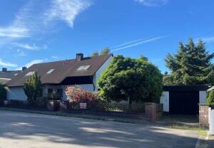 Freistehendes EFH auf außergewöhlichem Grundstück