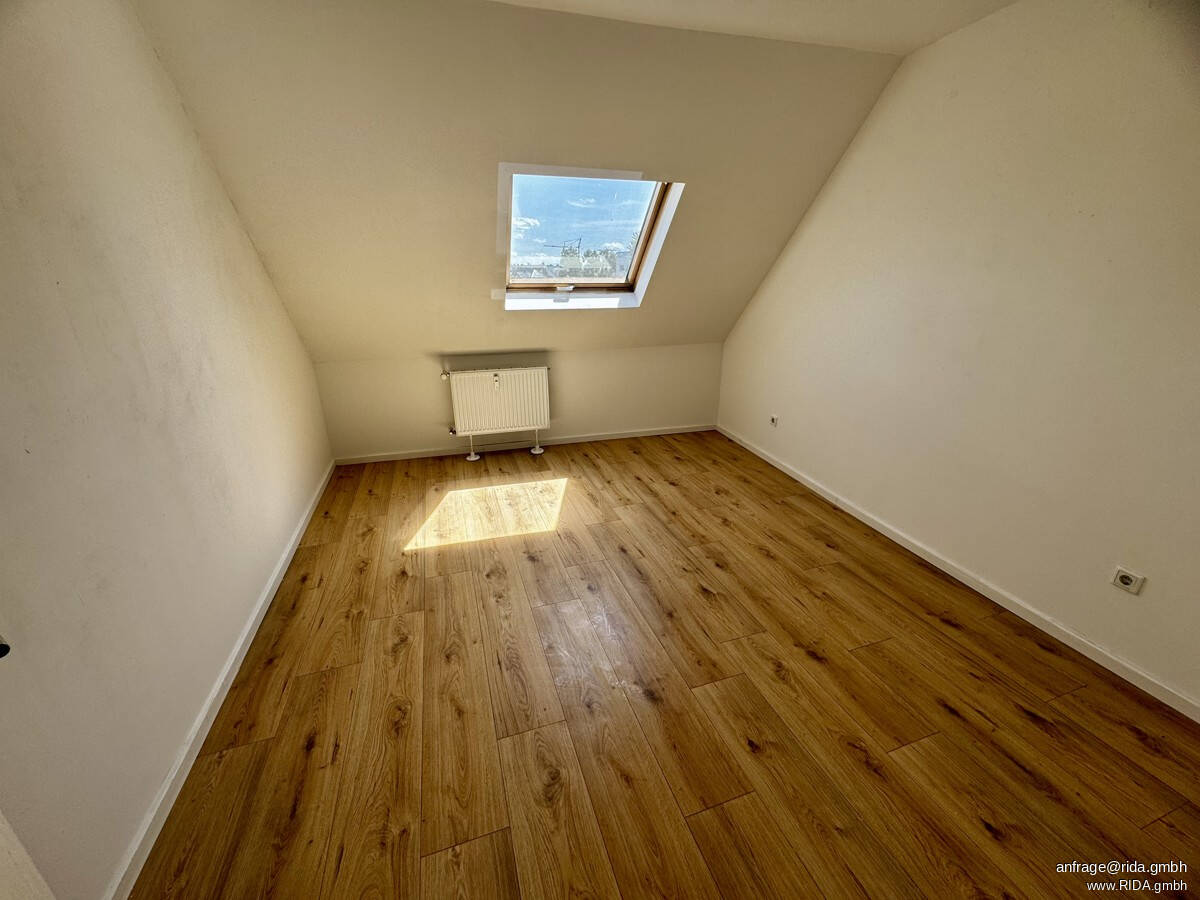 RIDA FLATS - Struktur. Ruhe. Qualität. Dachgeschosswohnung mit Charakter