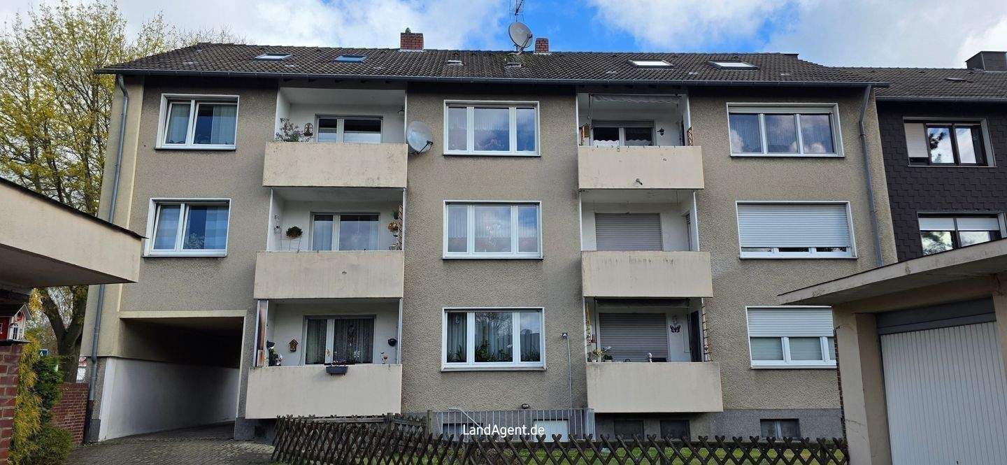 *** 4 Eigentumswohnungen - auch einzeln - inkl. 3 Garagen *** Gepflegtes Mehrfamilienhaus in Castrop-Rauxel Henrichenburg – Castrop-Rauxel – Bild 1 von 9