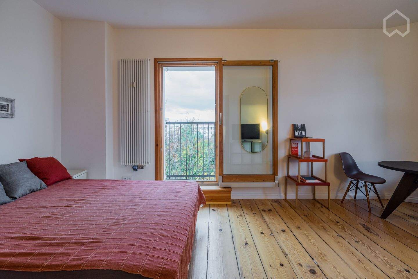 Schöneberg: Helle gemütliche Wohnung mit Loggia, Weitblick über Berlin und Gemeinschaftsdachterrasse – Berlin – Vorschaubild 9