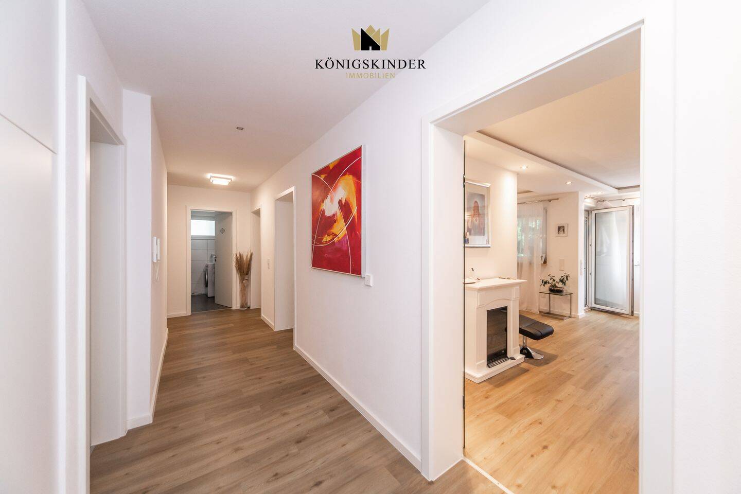 Wohntraum in Möhringen: Hochwertig modernisierte 4,5-Zimmer-ETW mit großem Balkon – Stuttgart – Vorschaubild 5