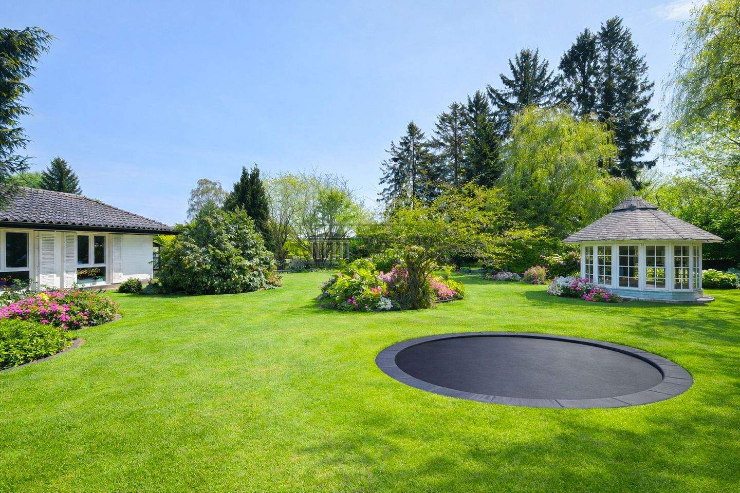 Modernisierter Bungalow mit großem Garten und Wellnessfaktor in ruhiger Privatlage – Hollenstedt – Bild 1 von 9