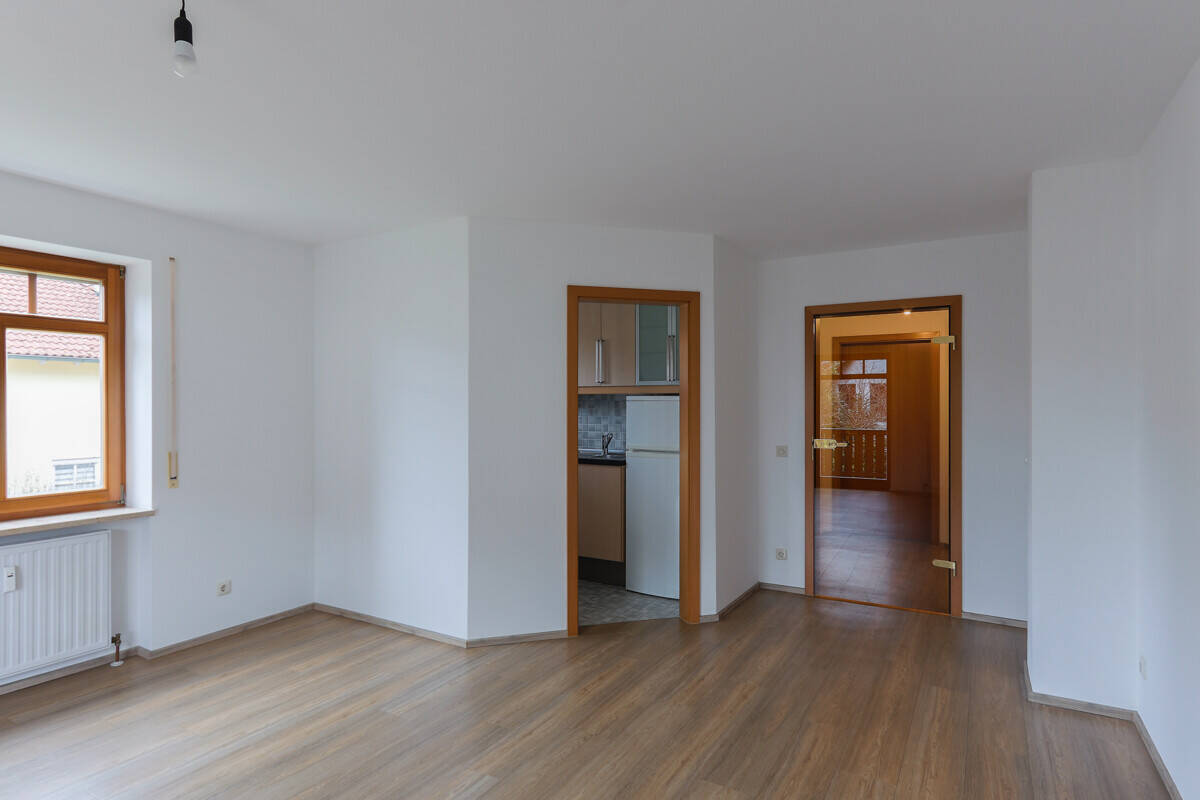 Charmante, lichtdurchflutete 2-Zimmer-Wohnung in Bestlage im Ingolstädter Westen – Ingolstadt – Vorschaubild 5