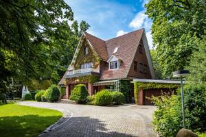 Herrschaftliche Rotklinker-Villa auf einzigartigem Grundstück direkt am Alsterlauf – 22395 Hamburg – Vorschaubild 4
