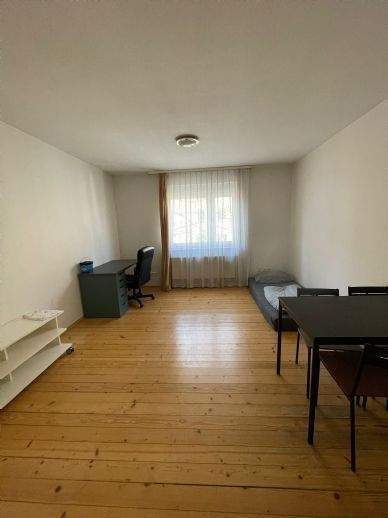 Gemütliche, Helle 2 Zimmer Wohnung mit EKB und Balkon – Nürnberg – Vorschaubild 2