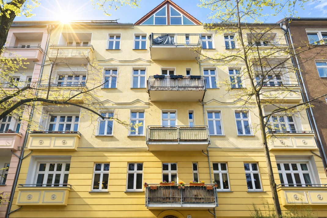 Sanierte Altbauwohnung als Kapitalanlage in Berlin-Pankow – Berlin – Bild 1 von 4