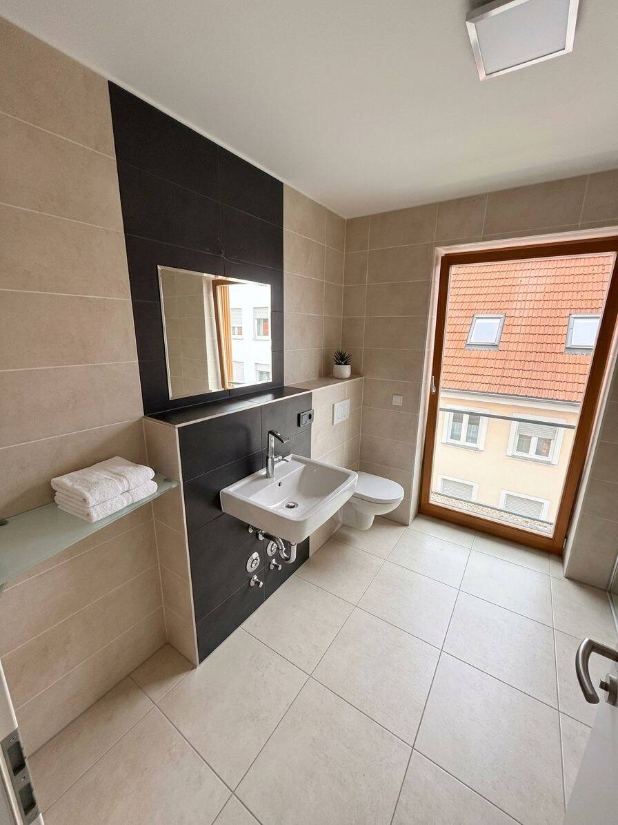 Moderne 3-Zimmer-Wohnung in der Altstadt mit Balkon und Tiefgarage – Erfurt – Vorschaubild 6