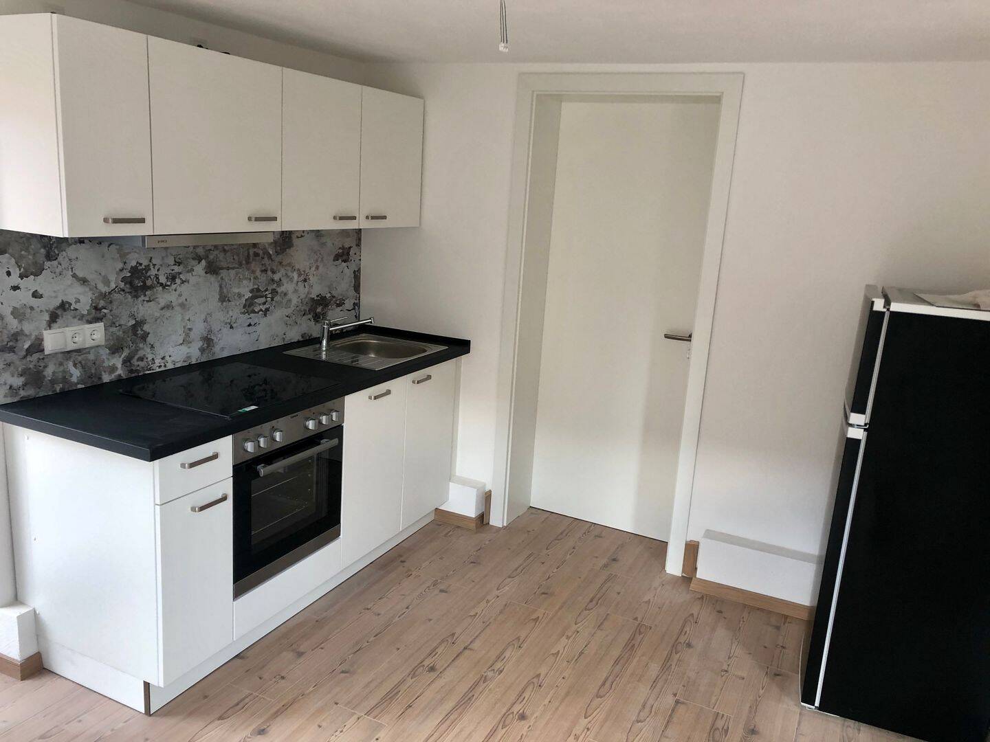 Hochwertige Einliegerwohnung mit schöner Terrasse in ruhiger Lage – Würzburg – Vorschaubild 2