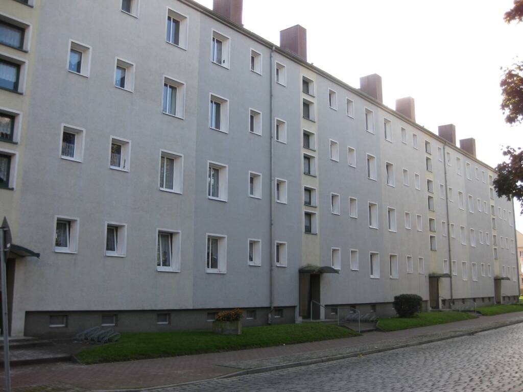 3 Raum-Wohnung mit Balkon