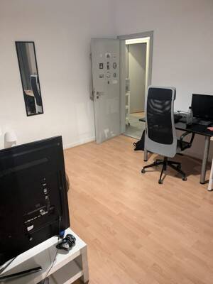 26 m² WG-Zimmer direkt am Marktplatz in Darmstadt – 630 € warm – 64283 Darmstadt – Vorschaubild 6