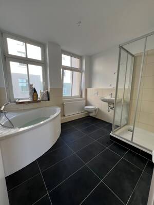 Neu renovierte Wohnung mit Balkon – 39112 Magdeburg – Vorschaubild 2