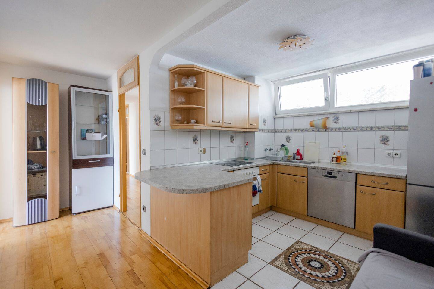 Attraktive 3-Zimmer-Wohnung mit idealer Raumaufteilung in zentraler Lage – München – Vorschaubild 5