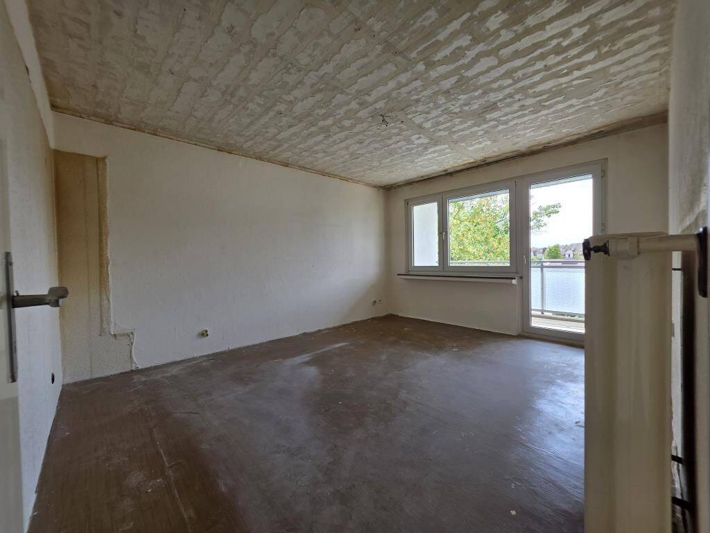 **Provisionfrei ** Helle Etagenwohnung zum Verwirklichen in Essen-Bergerhausen