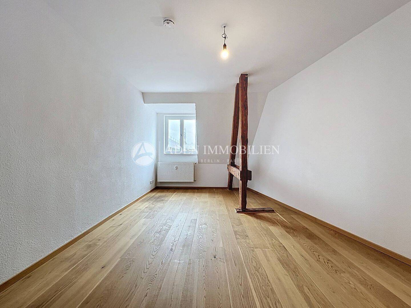 Attraktive Dachgeschosswohnung mit Sichtbalken im historischen Zentrum von Köpenick – Berlin – Vorschaubild 9