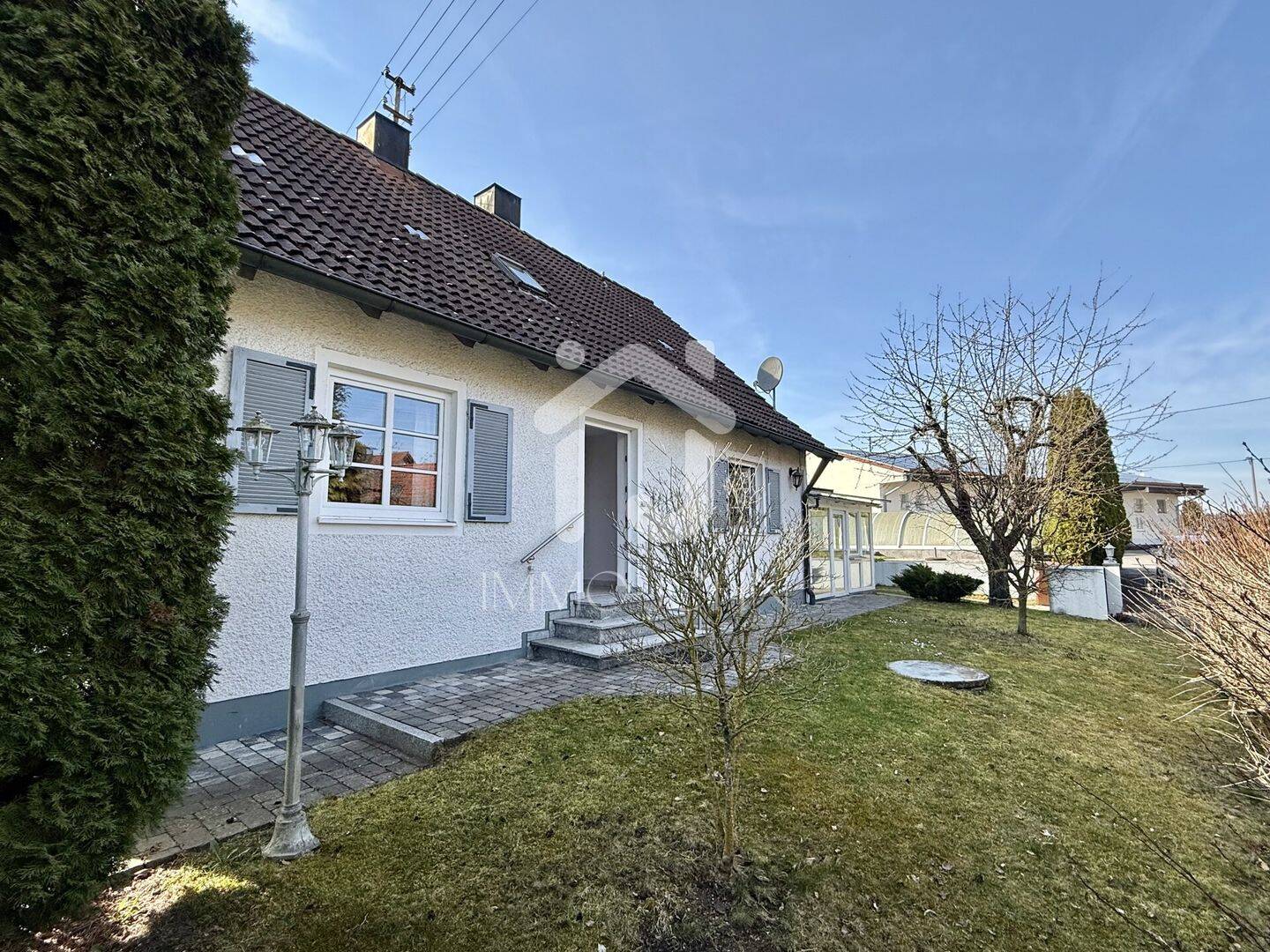 Haus mit Charakter sucht neue Ideen - freistehendes Einfamilienhaus mit Potenzial – Gablingen – Vorschaubild 7