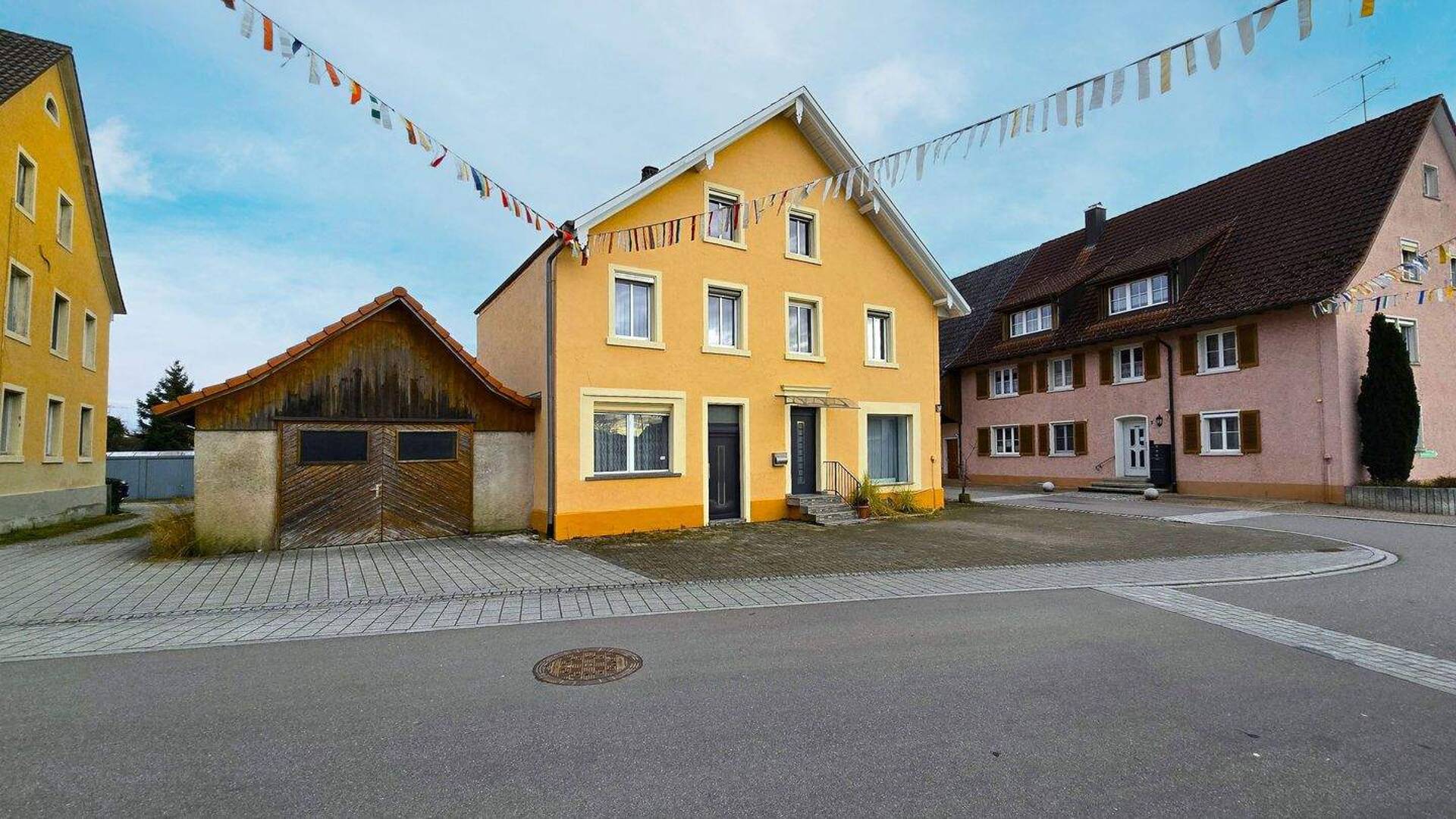 Haus in 79798 Jestetten mit 180 m² kaufen