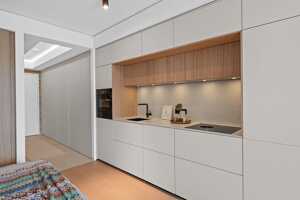 Exklusives, vollmöbliertes Design-Apartment mit Sonnenbalkon & Hafenblick – 20457 Hamburg – Vorschaubild 5