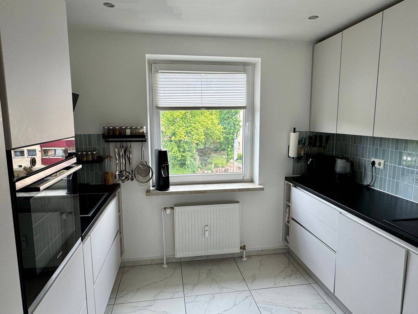 Großzügige 2,5-Zimmer-Wohnung mit Westbalkon und EBK – Regensburg – Vorschaubild 3