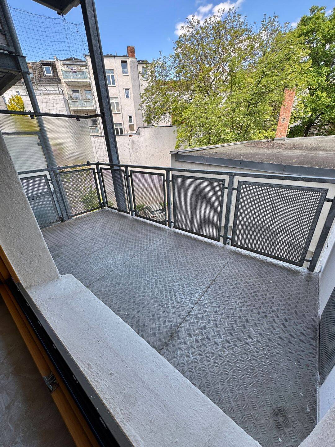 ==Günstige 3-Zimmer-Wohnung mit Balkon ==