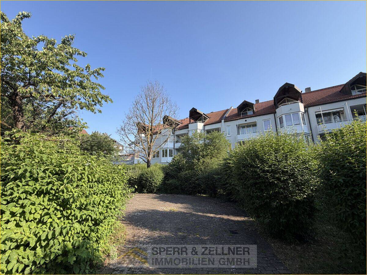 Heimstetten - freie 2-Zimmer-Wohnung im Erdgeschoss mit Terrasse in Siedlungslage – 85551 Kirchheim bei München – Bild 1 von 9