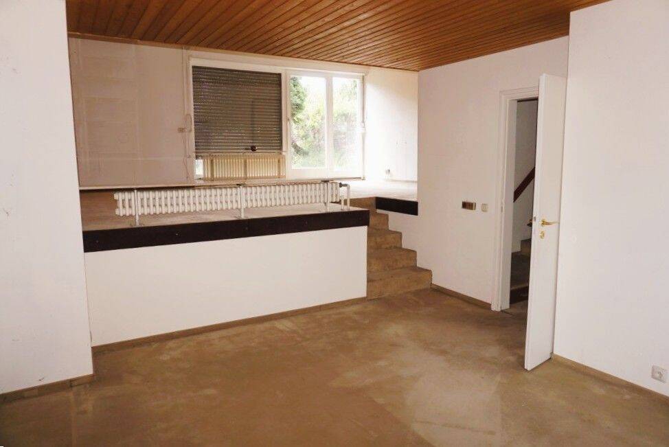 Split-Level-Haus mit Potenzial Nbg. - Eibach – Nürnberg – Vorschaubild 3