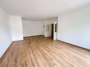 ** Sofort bezugsfrei ** Sensationelle 2-Zimmer-ETW mit tollem Balkon sowie Pkw-Stellplatz im Freien – 63165 Mühlheim am Main – Vorschaubild 5