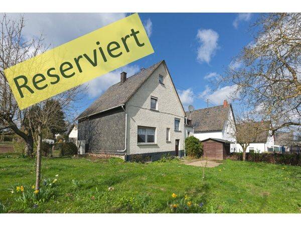 "Altbauliebe": Gut erhaltenes Haus mit Grünem-Daumen-Potential in Mastershausen – Mastershausen – Bild 1 von 9