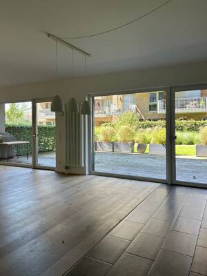 Lichtdurchflutete Wohnung mit Terrasse an der Weser – 28217 Bremen – Vorschaubild 9