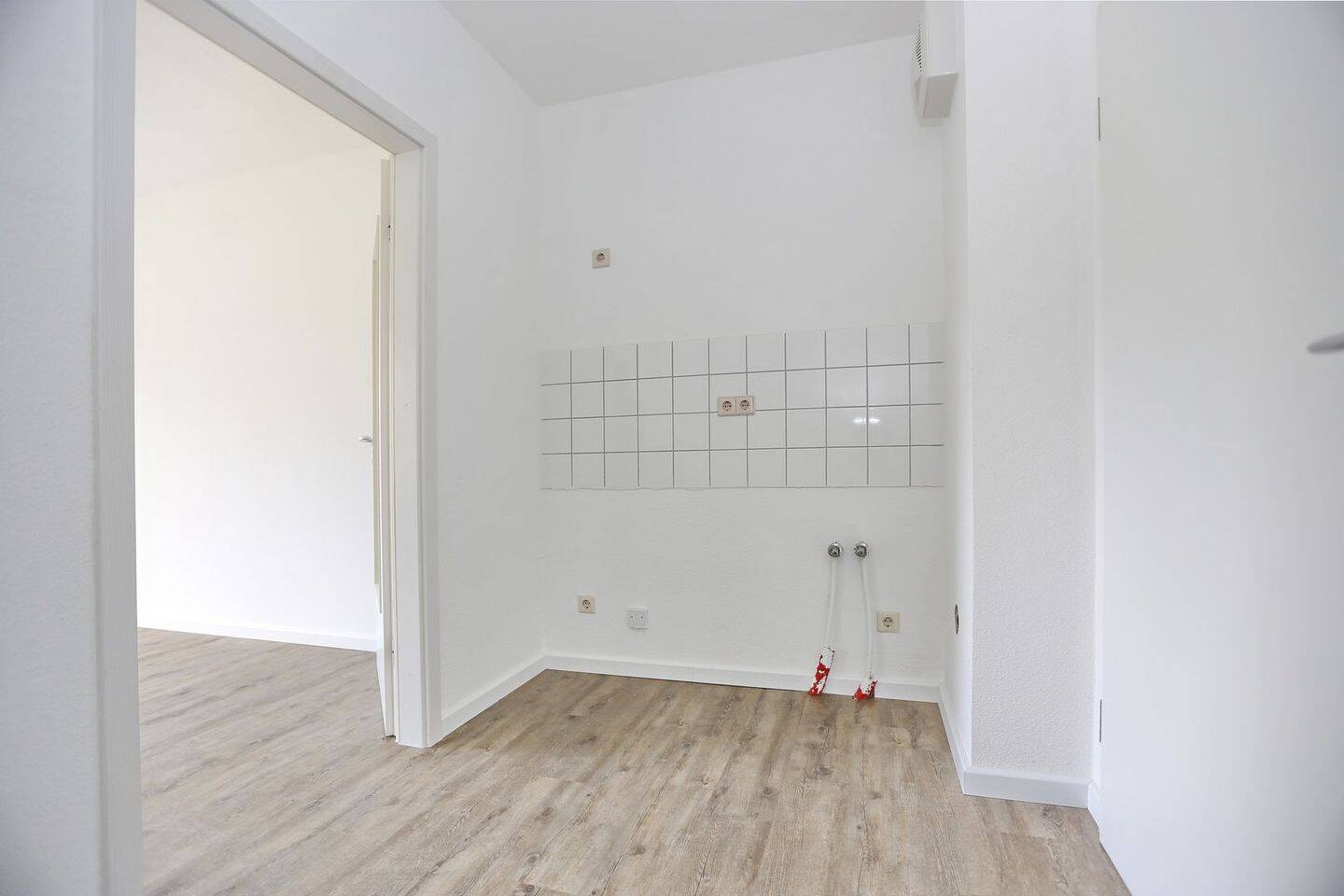 Waldesruh - Lichtdurchflutete Wohnung mit Balkon – Zossen – Vorschaubild 5