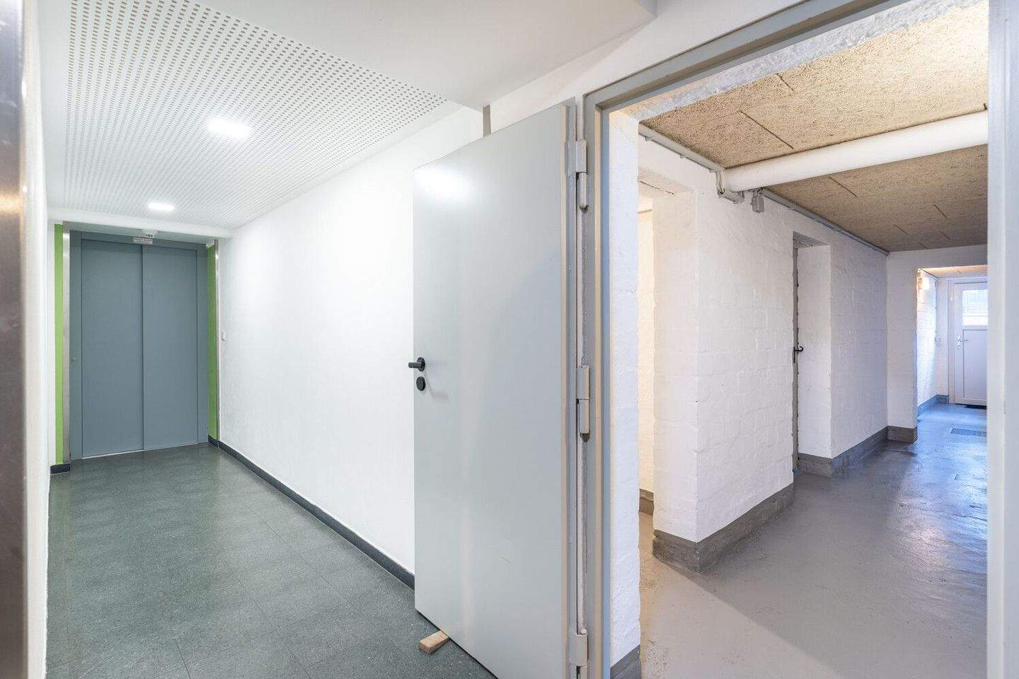 Bielefeld-Mitte: 7 WE Mehrfamilienhaus | KfW 70 | Personenaufzug | 4 Garagen & 3 Stellplätze – Bielefeld – Vorschaubild 7