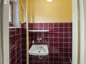 Stark sanierungsbedürftiges Reihenmittelhaus mit 3,5 Zimmern und großem Garten in Berlin- Zehlendorf – 14165 Berlin – Vorschaubild 7