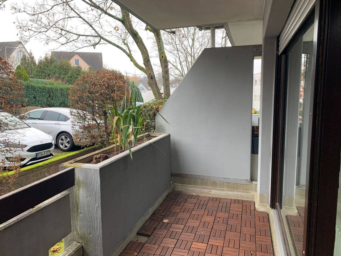 Schickes 1-Zimmer-Apartment mit Balkon am östlichen Stadtrand in Wiesbaden – Wiesbaden – Vorschaubild 6
