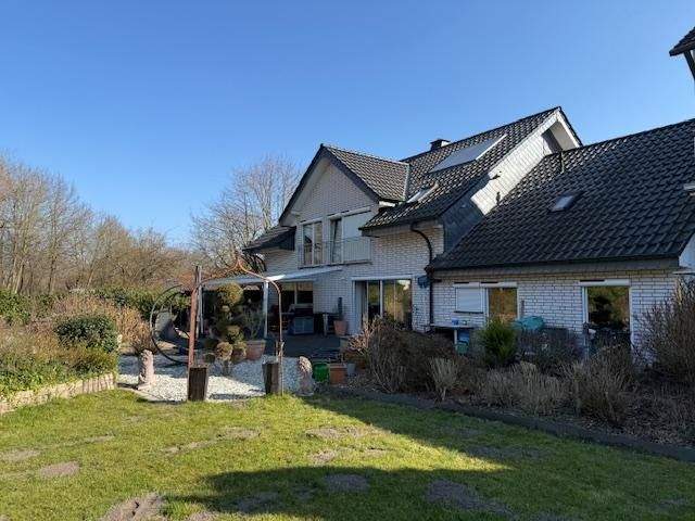 Großzügiges Architektenhaus mit Schwimmteich, Traumgarten und möglichem Baugrundstück – Paderborn – Vorschaubild 4