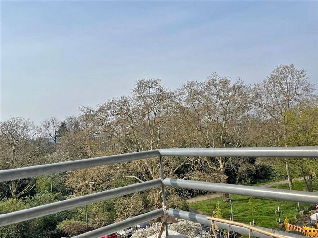 Immobilien Richter: Zentral, begehrt, mit Balkon - Etagenwohnung in Golzheim – Düsseldorf – Vorschaubild 2