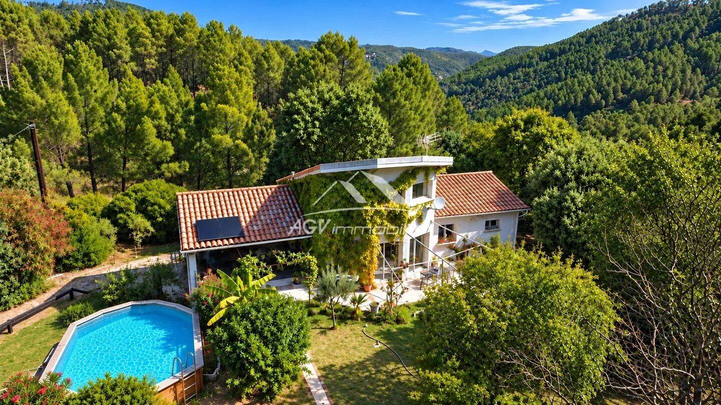 Maison 5 pièces 100 m² · à Saint-Paul-la-Coste · 99,9 m² · 310 000 €