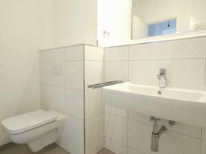 Komfort trifft Stil - sonnenverwöhnte 2,5-Zi.-Wohnung mit Einbauküche – 65197 Wiesbaden – Vorschaubild 9