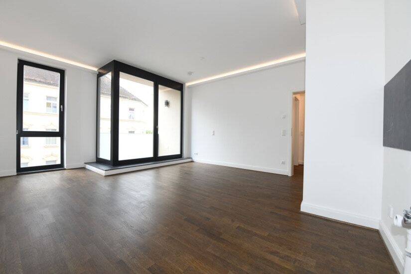 Perfekt! + Parkett + Fußbodenheizung + Loggia + Wanne & Dusche + LED-Licht + Übernahme EBK möglich