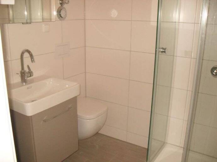 N-St. Johannis: Ruhige, fein sanierte Eineinhalb-Zimmerwohnung! – Nürnberg – Vorschaubild 4