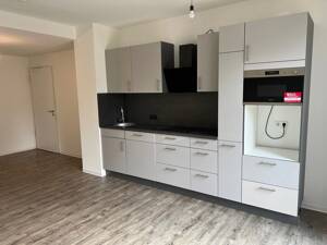 Ihre Traumwohnung mit Einbauküche wartet auf Sie! – 1237 Dresden – Vorschaubild 4