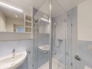1 Monat mietfrei! Urbaner Lifestyle im möblierten Studentenapartment – 65197 Wiesbaden – Vorschaubild 6
