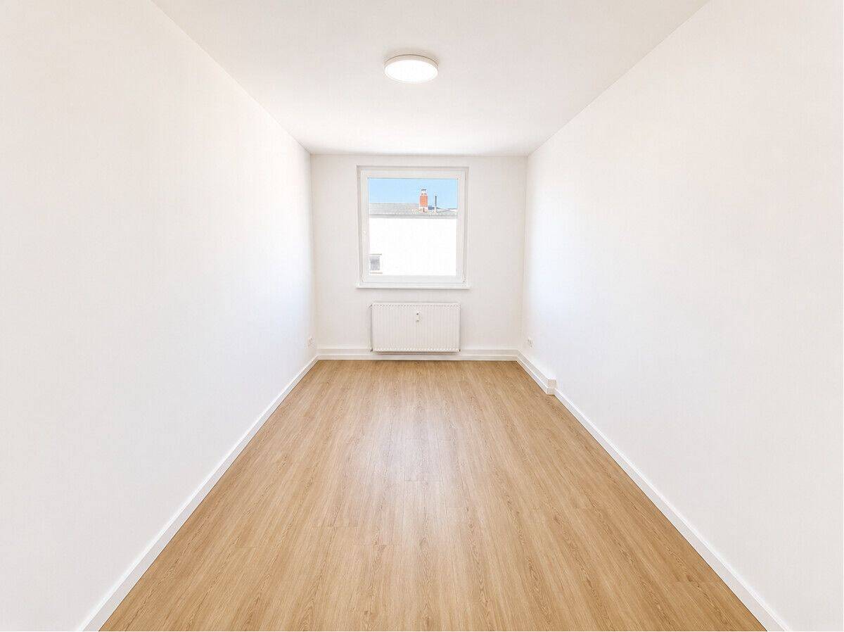 Freie sanierte 3-Zimmer-DG-Wohnung mit offenem Wohnkonzept in direkter Nähe zur Lübecker Altstadt! – Lübeck – Vorschaubild 8